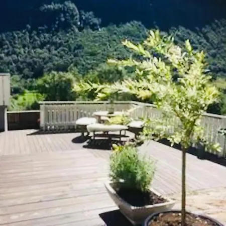 Riisevegen 18 *